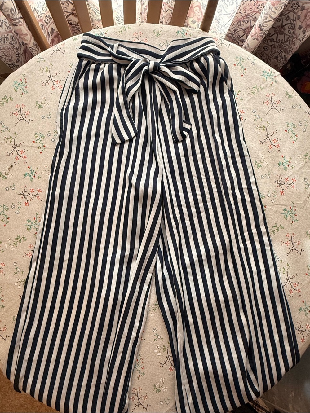 Striped Wide-Leg Pants - Navy & White